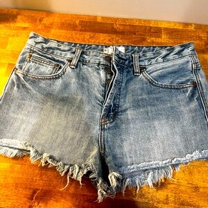 NWOT FREE PEOPLE JEAN SHORTS